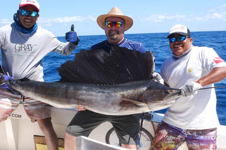 Cancun Fishing Charter Boats - Isla Mujeres Fishing Charters