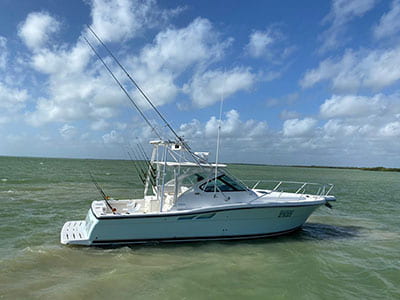 fishing cancun-sailfishruns-on board the sailfish run yacht in cancun